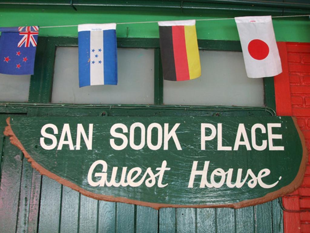 San Sook Place pensión Phra Nakhon Si Ayutthaya Exterior foto