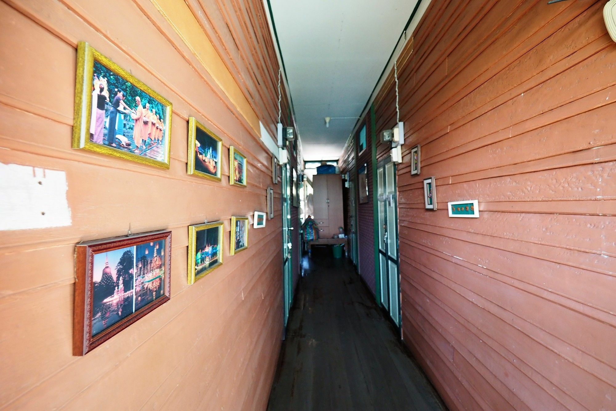 San Sook Place pensión Phra Nakhon Si Ayutthaya Exterior foto